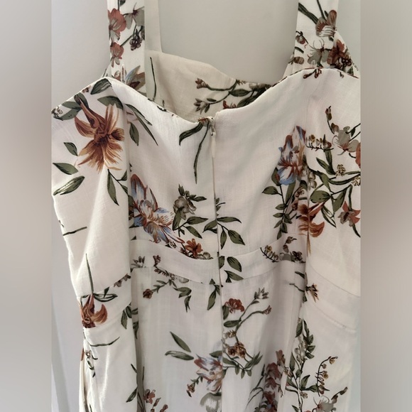 Floral Romper - Picture 3 of 7